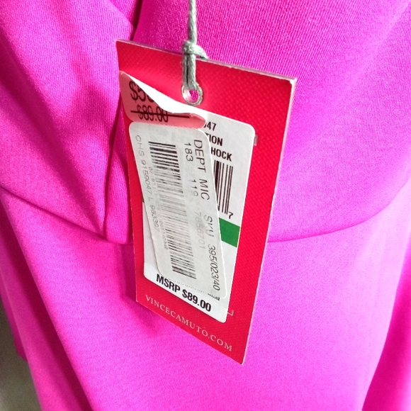 HOST PICK💞New Vince Camuto Top💞 - Picture 4 of 5